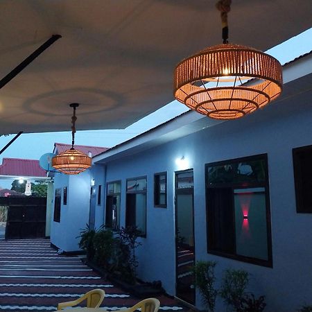 בגמויו California Lodge מראה חיצוני תמונה