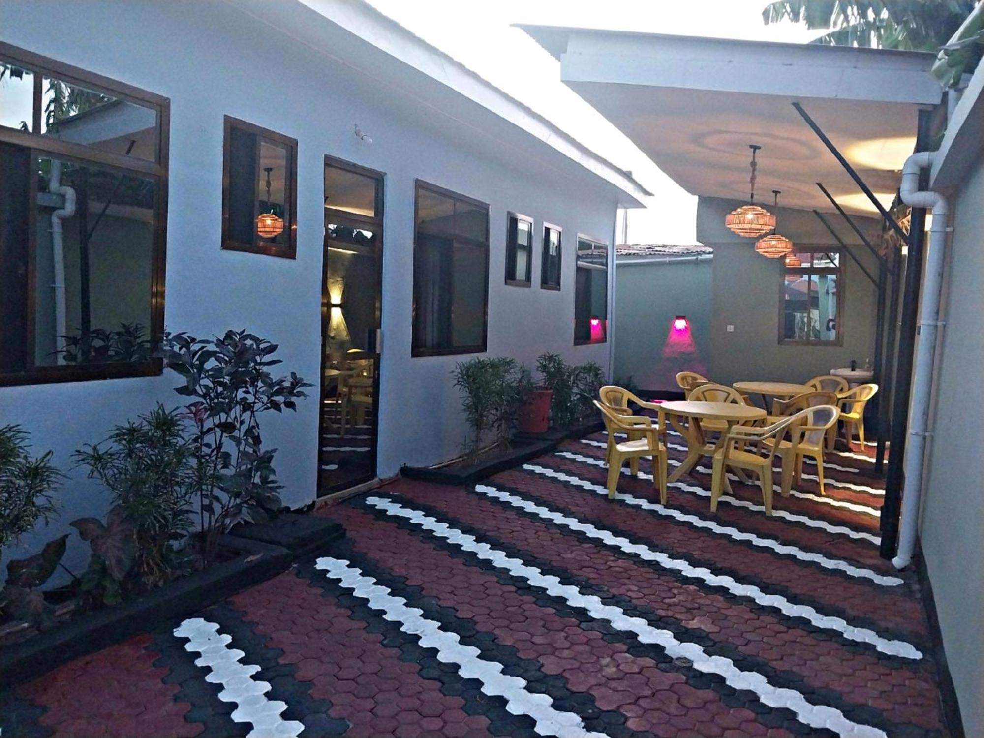 בגמויו California Lodge מראה חיצוני תמונה