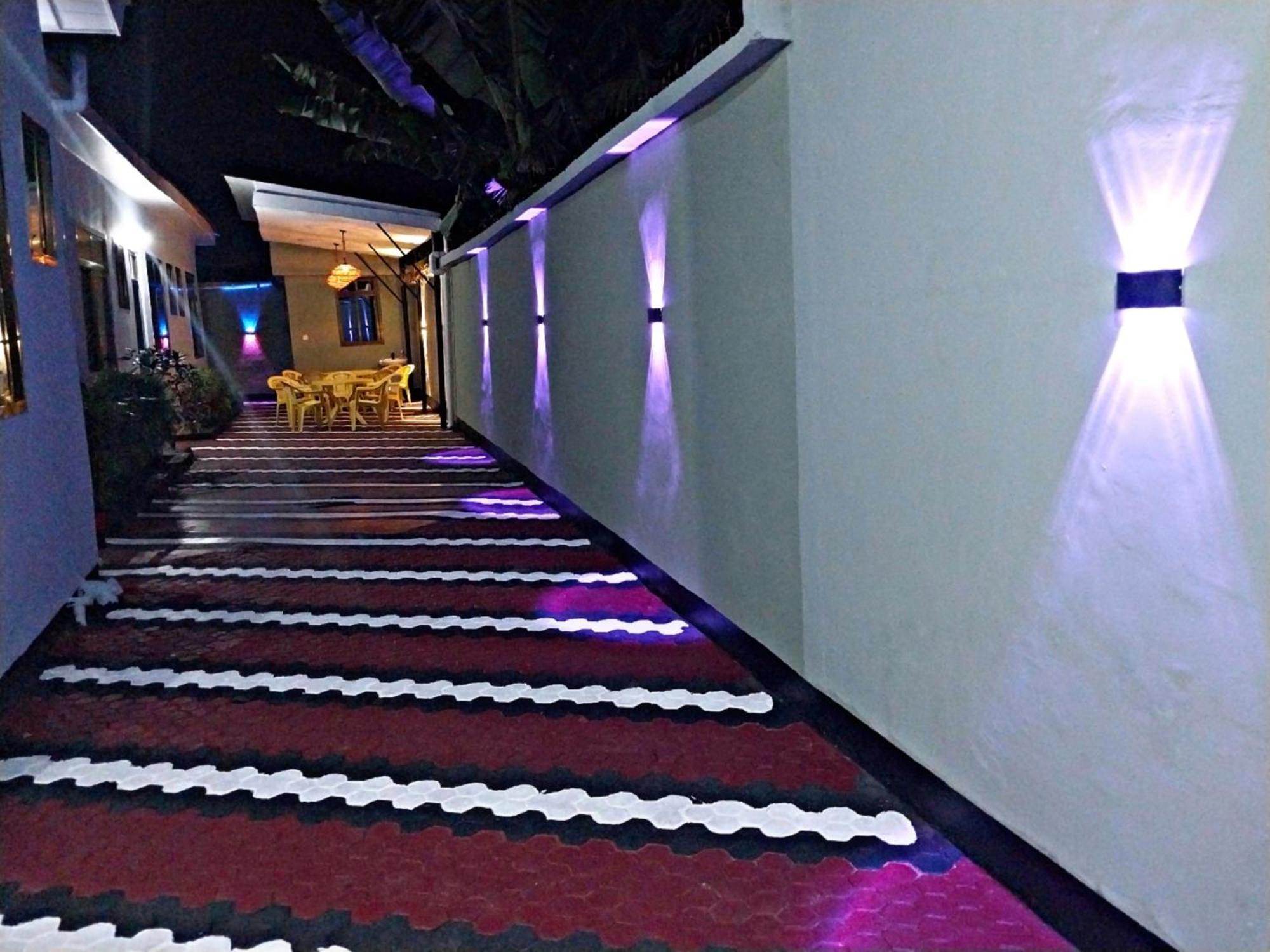 בגמויו California Lodge מראה חיצוני תמונה