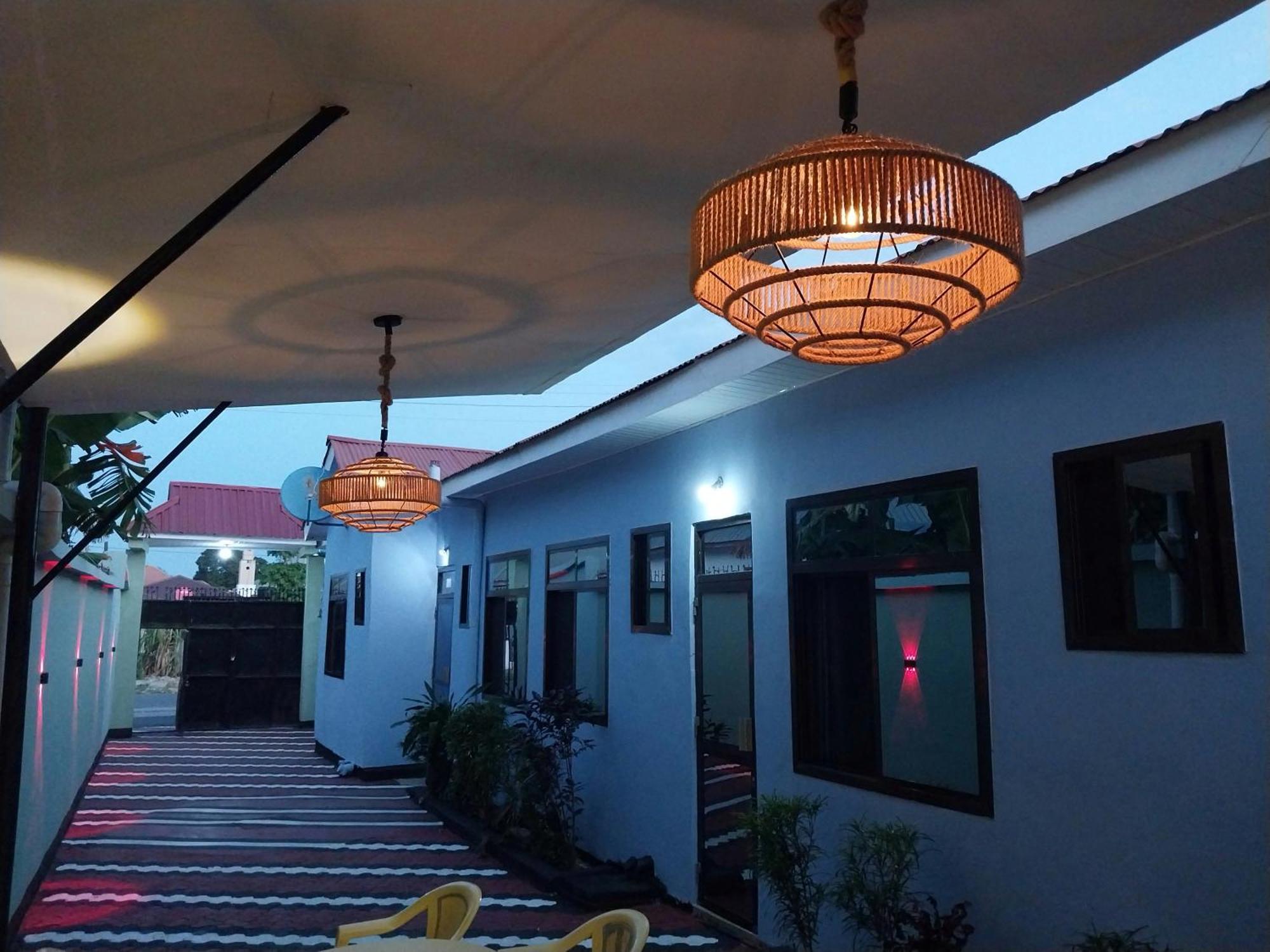 בגמויו California Lodge מראה חיצוני תמונה